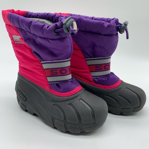 girls snow boots size 11